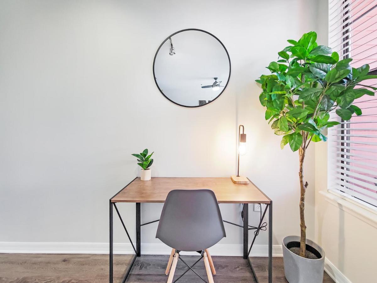 Getaway Apartment Near Beaches And Airport Tampa Bagian luar foto