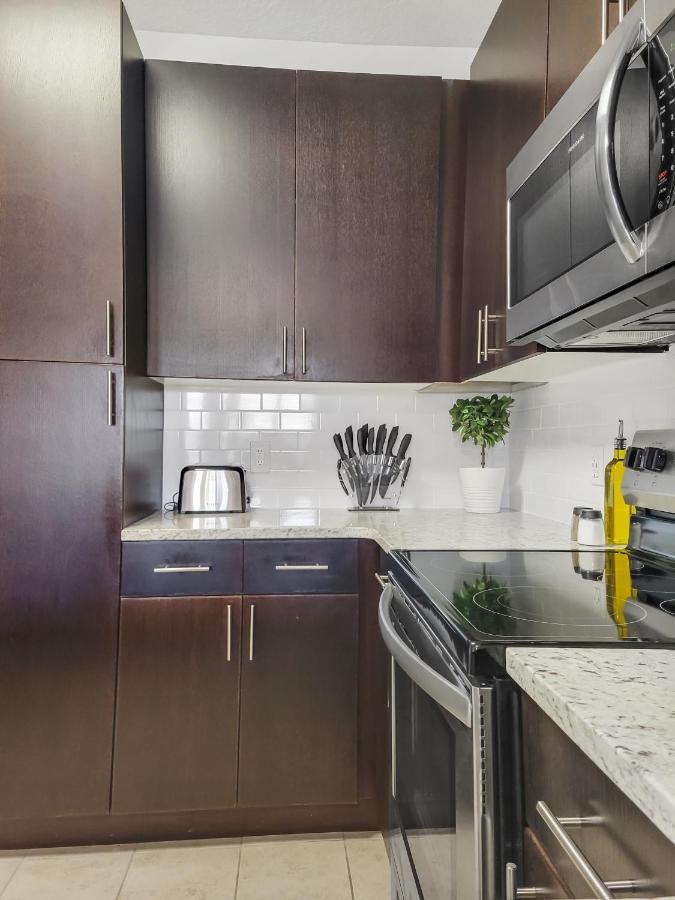 Getaway Apartment Near Beaches And Airport Tampa Bagian luar foto
